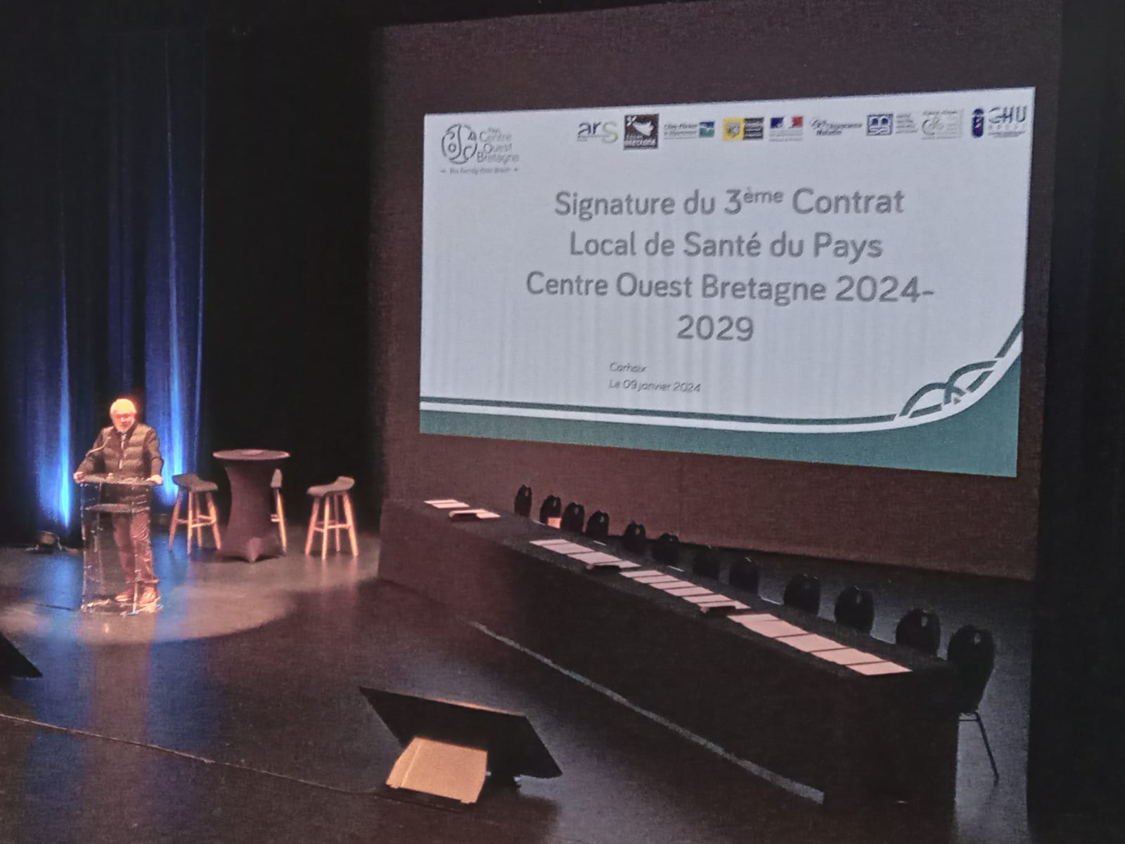 Signature du CLS du Pays COB